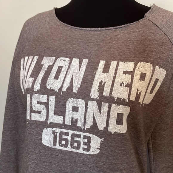 Hilton Head Island Women's Gray Sweatshirt - Picture 2 of 6